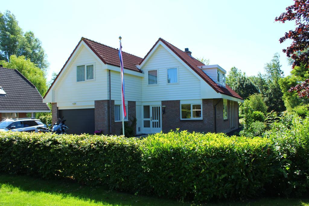 Bed And Breakfast De Lijster Zuid-Scharwoude Exterior photo